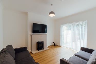 5 bed house, Lansdowne Drive, Shelthorpe, Loughborough, LE112BX - Image 5