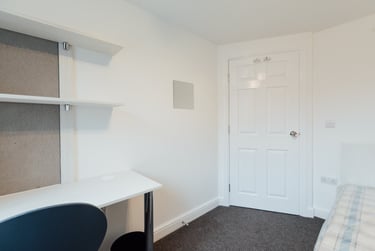 5 bed house, Goods Yard Close, City Centre, Loughborough, LE115EB - Image 5