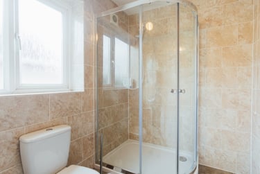 4 bed house, Holywell Drive, City Centre, Loughborough, LE113JX - Image 12