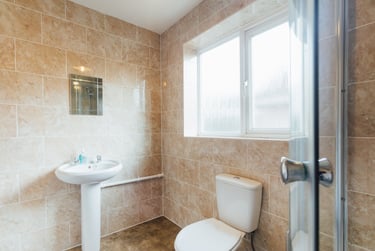 4 bed house, Holywell Drive, City Centre, Loughborough, LE113JX - Image 13