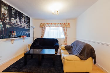 2 bed house, Sharpley Road, City Centre, Loughborough, LE114PL - Image 1