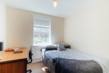 4 bed house, Goldfinch Close, City Centre, Loughborough, LE113HG - Image 8