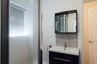 1 bed house, Broad Street, City Centre, Loughborough, LE115AB - Image 6