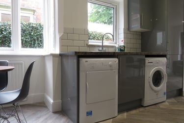 6 bed house, Radmoor Road, City Centre, Loughborough, LE113BP - Image 3