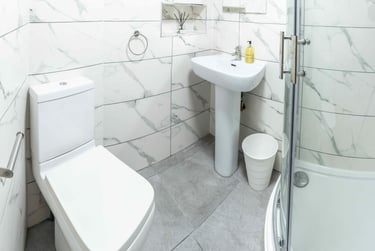 2 bed house, Beechwood Crescent, Burley, Leeds, LS42LL - Image 8