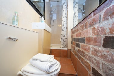 6 bed house, Kendal Lane, Woodhouse, Leeds, LS31AY - Image 11