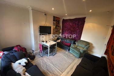 8 bed house, Hessle Place, Hyde Park, Leeds, LS61EU - Image 4