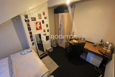 8 bed house, Hessle Place, Hyde Park, Leeds, LS61EU - Image 9