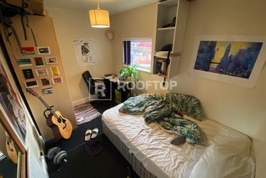 8 bed house, Hessle Place, Hyde Park, Leeds, LS61EU - Image 13