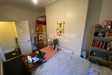 8 bed house, Chestnut Avenue, Hyde Park, Leeds, LS61AZ - Image 6