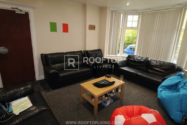 8 bed house, St. Michaels Villas, Headingley, Leeds, LS63AF - Image 2