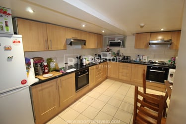 8 bed house, St. Michaels Villas, Headingley, Leeds, LS63AF - Image 4