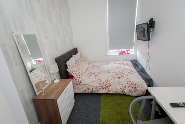 6 bed house, Norwood Terrace, Hyde Park, Leeds, LS61EA - Image 6