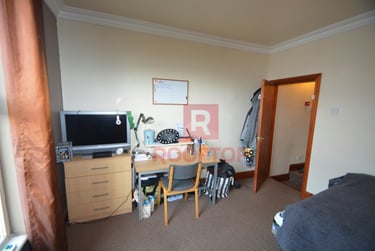 5 bed house, Norwood Place, Hyde Park, Leeds, LS61DY - Image 4