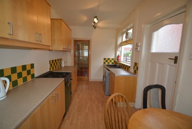 3 bed house, St. Annes Road, Headingley, Leeds, LS63NX - Image 1