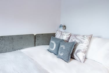 Deluxe Studio at Duresme Court, Newcastle Road, Nevilles Cross, City Centre, Durham, DH14FA - Image 1