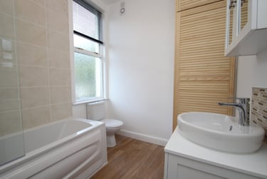 3 bed house, Quarry Mount Terrace, Rampart Road, Leeds, LS62JG - Image 8