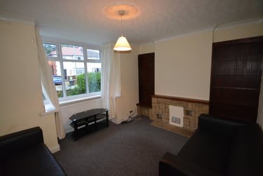 3 bed house, Springbank Crescent, Headingley, Leeds, LS61AB - Image 1