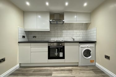 2 bed house, Ashwood Terrace, Hyde Park, Leeds, LS62EH - Image 3