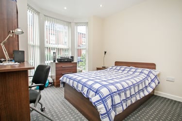6 bed house, Hessle Mount, Hyde Park, Leeds, LS61EP - Image 5