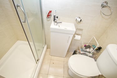 6 bed house, Hessle Mount, Hyde Park, Leeds, LS61EP - Image 9