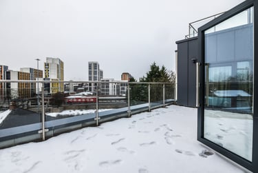 Premium Balcony Studio at The Residence, St Columbas Close, City Centre, Coventry, CV14BX - Image 8