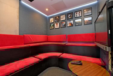 Gold Studio at LIV Student Sheffield, 131 Ecclesall Road, City Centre, Sheffield, S118HY - Image 22