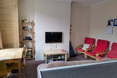 4 bed house, Haddon Place, Burley, Leeds, LS42JU - Image 2