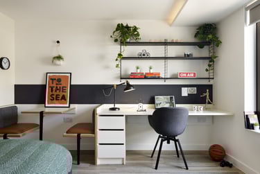 Luckes Studio at Student Castle, 2-6 Pelham Terrace, Hove Station, Brighton, BN24GS - Image 1