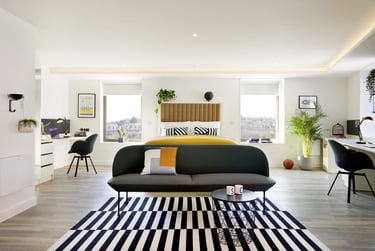 Mortimer Deluxe Studio at Student Castle, 2-6 Pelham Terrace, Hove Station, Brighton, BN24GS - Image 1