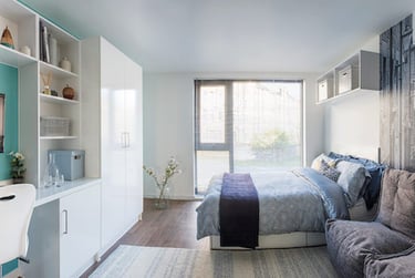 Superior Studio with View at Gateway Apartments, 31 Montgomery St, Marchmont, Edinburgh, EH75BH - Image 1