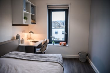 4 Bed Ensuite - Image 2