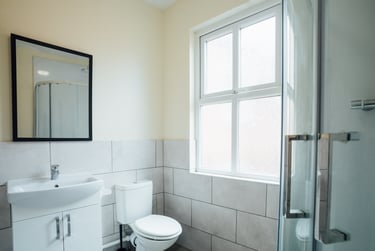 19 bed house, Ashby Road, City Centre, Loughborough, LE113AD - Image 3