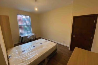 2 bed house, Brudenell Grove, Hyde Park, Leeds, LS61HP - Image 6