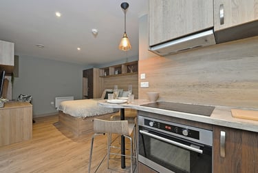 Luxury Studio at Fontenoy Apartments, Fontenoy Street, City Centre, Liverpool, L32BE - Image 2