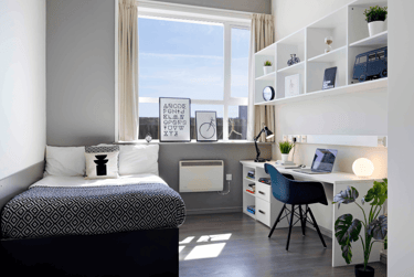 2 Bed Apartment at Central Point, 50 Royal Parade, City Centre, Plymouth, PL11DZ - Image 1