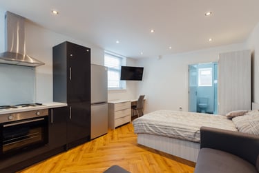 1 bed house, Hastings Street, City Centre, Loughborough, LE115AX - Image 1