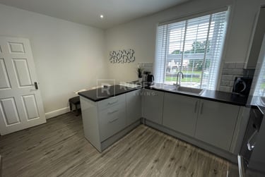 1 bed house, Otley Road, Headingley, Leeds, LS64BA - Image 8