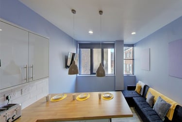 Gold Ensuite at Archer House, Castle Gate, Lace Market, Nottingham, NG17AW - Image 5