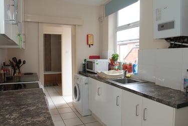 4 bed house, Grasmere Street, City Centre, Leicester, LE27DA - Image 3