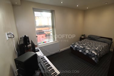 6 bed house, Hessle Mount, Hyde Park, Leeds, LS61EP - Image 10