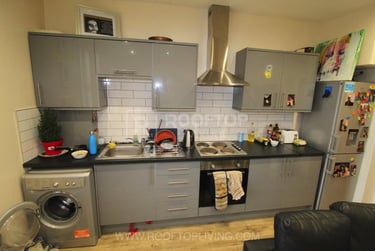 3 bed house, Brudenell Grove, Hyde Park, Leeds, LS61HR - Image 8