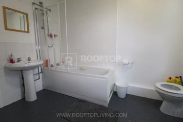 8 bed house, Ash Grove, Hyde Park, Leeds, LS61AX - Image 8