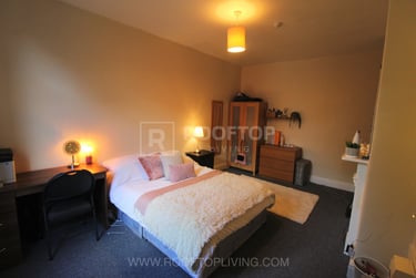 8 bed house, Ash Grove, Hyde Park, Leeds, LS61AX - Image 3