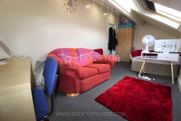 7 bed house, Chestnut Avenue, Hyde Park, Leeds, LS61AZ - Image 11