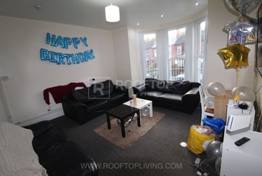 6 bed house, Ebor Place, Hyde Park, Leeds, LS61NR - Image 11
