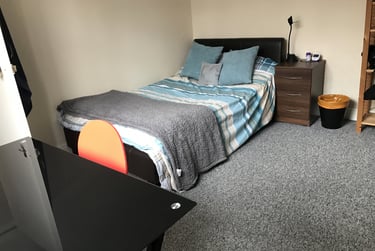 4 bed house, Hartopp Road, Clarendon Park, Leicester, LE21WF - Image 1