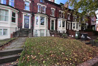 9 bed house, Cardigan Road, Headingley, Leeds, LS63BJ - Image 2