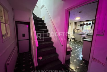 6 bed house, Brudenell Grove, Hyde Park, Leeds, LS61HP - Image 3