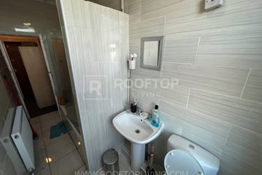 6 bed house, Brudenell Grove, Hyde Park, Leeds, LS61HP - Image 9